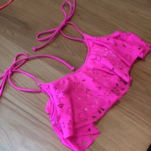 Pink bathing suit bikini top women’s small with ties for straps Victorias Secret - Picture 2 of 5